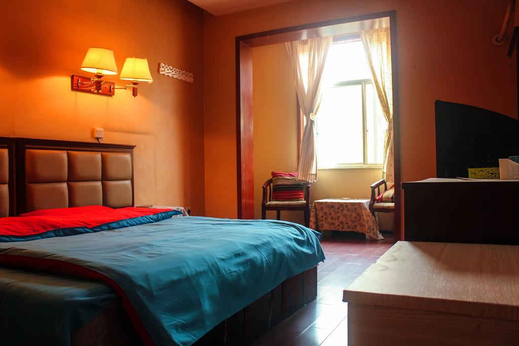 Dengba Hostel Chengdu Branch Exterior foto